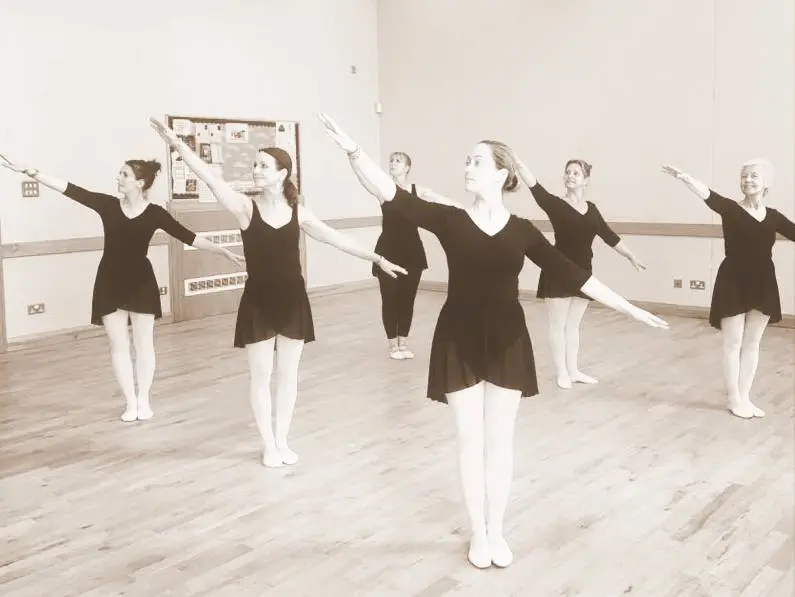 Novaes Ballet School Adult Class