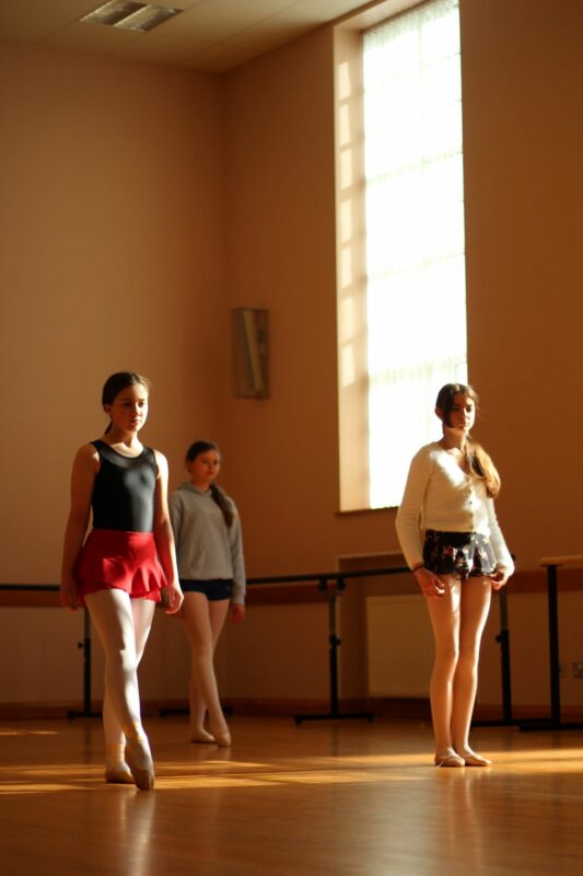 Noves Ballet School